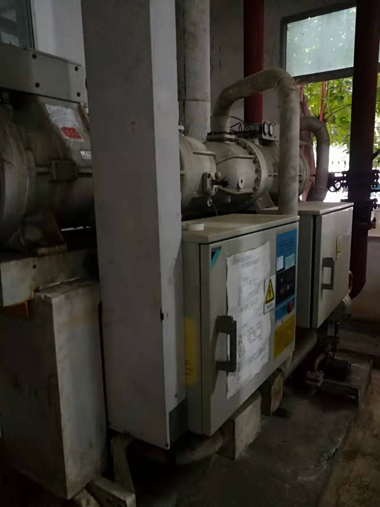 工业冷水机常见故障分析处理与维护价格.jpg